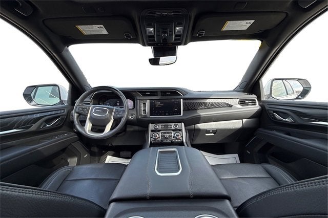 2023 GMC Yukon 4WD Denali
