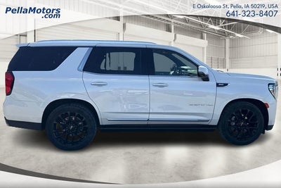 2022 GMC Yukon 4WD Denali