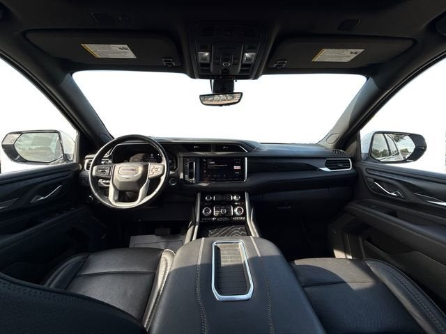 2022 GMC Yukon 4WD Denali