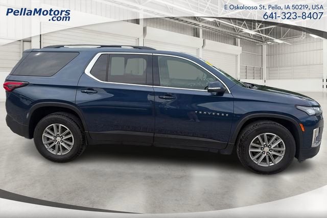 2022 Chevrolet Traverse AWD LT Cloth