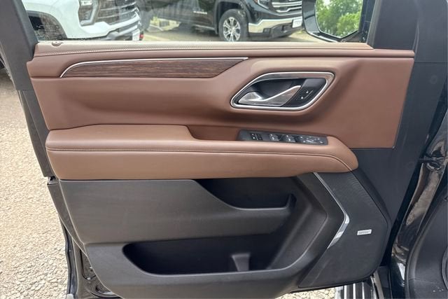 2023 Chevrolet Suburban 4WD High Country