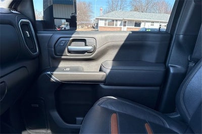2023 GMC Sierra 2500HD 4WD Crew Cab Standard Bed AT4
