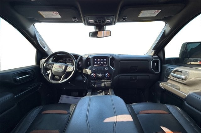 2023 GMC Sierra 2500HD 4WD Crew Cab Standard Bed AT4