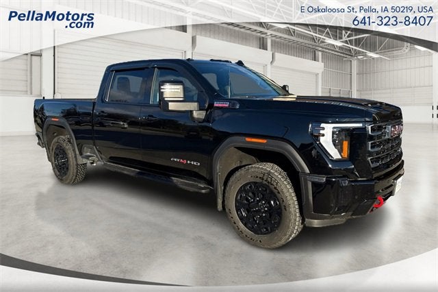 2025 GMC Sierra 2500HD 4WD Crew Cab Standard Bed AT4