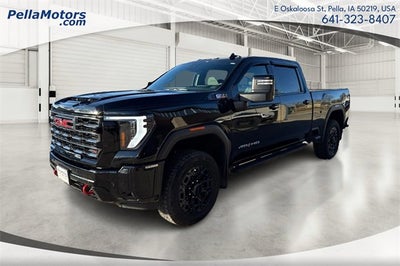 2025 GMC Sierra 2500HD 4WD Crew Cab Standard Bed AT4