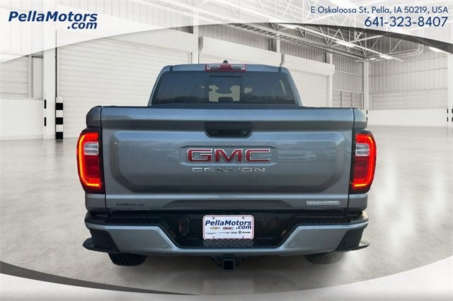 2023 GMC Canyon 4WD Crew Cab Short Box Elevation