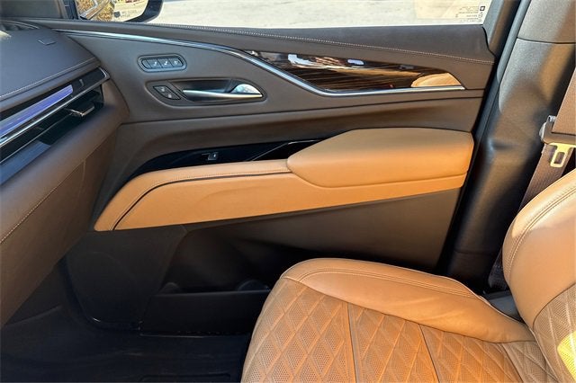 2021 Cadillac Escalade 4WD Sport