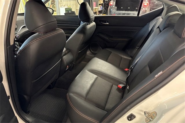 2020 Nissan Altima SR FWD