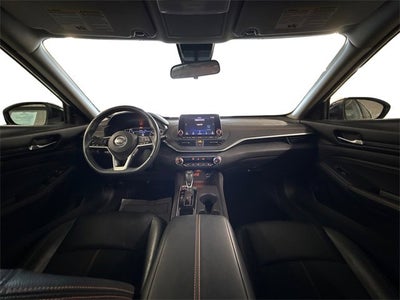 2020 Nissan Altima SR FWD