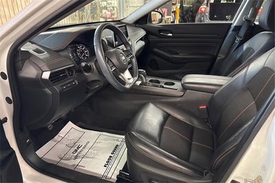 2020 Nissan Altima SR FWD