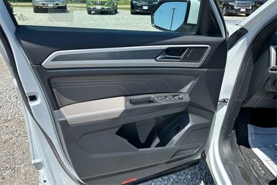 2022 Volkswagen Atlas Cross Sport 3.6L V6 SEL R-Line