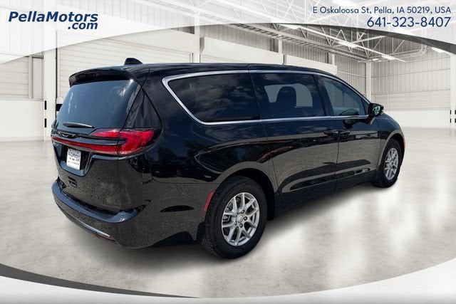 2027 Chrysler Pacifica PACIFICA SELECT