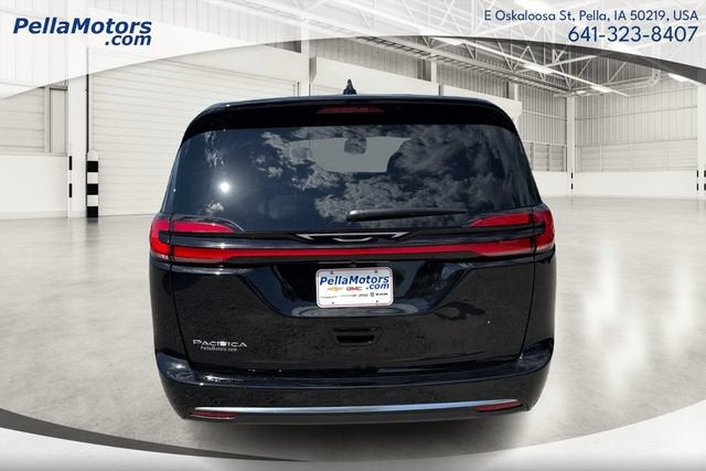 2027 Chrysler Pacifica PACIFICA SELECT