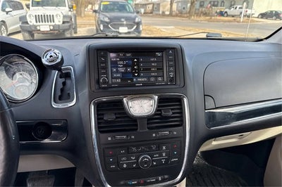 2014 Chrysler Town & Country Touring-L 30th Anniversary