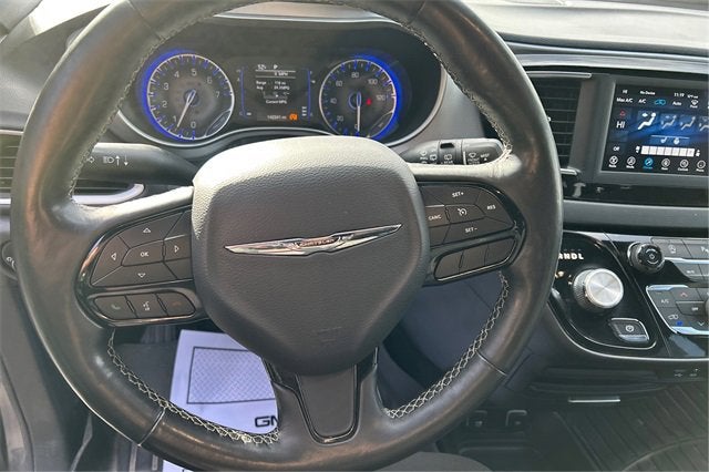 2020 Chrysler Pacifica Touring