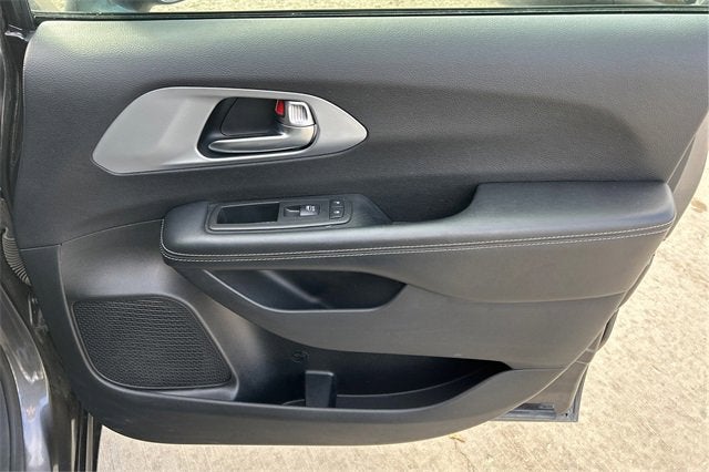 2020 Chrysler Pacifica Touring