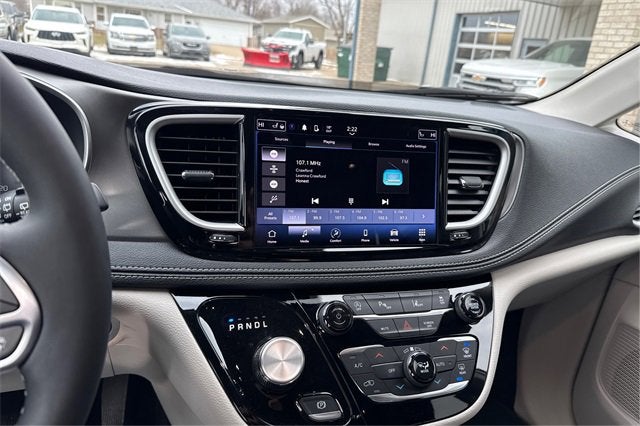 2023 Chrysler Pacifica Touring L AWD