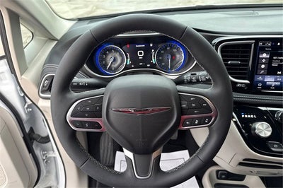 2023 Chrysler Pacifica Touring L AWD