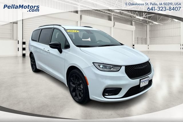 2024 Chrysler Pacifica Touring L AWD