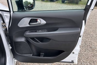 2024 Chrysler Pacifica Touring L AWD