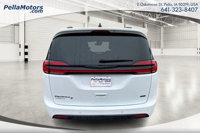 2024 Chrysler Pacifica Touring L AWD