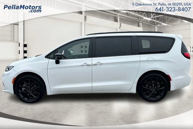 2024 Chrysler Pacifica Touring L AWD