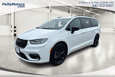 2024 Chrysler Pacifica Touring L AWD