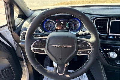 2026 Chrysler Pacifica PACIFICA LIMITED AWD