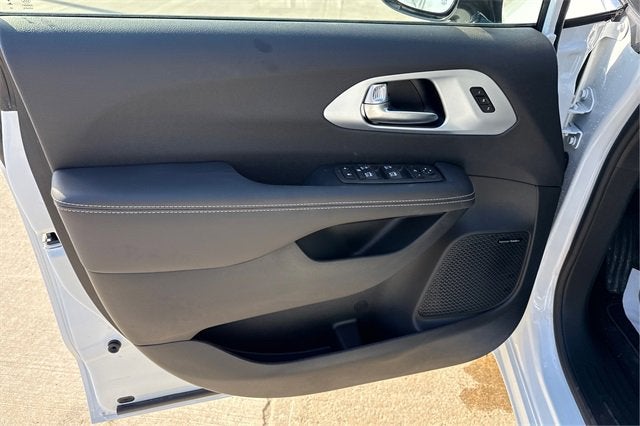 2026 Chrysler Pacifica PACIFICA LIMITED AWD