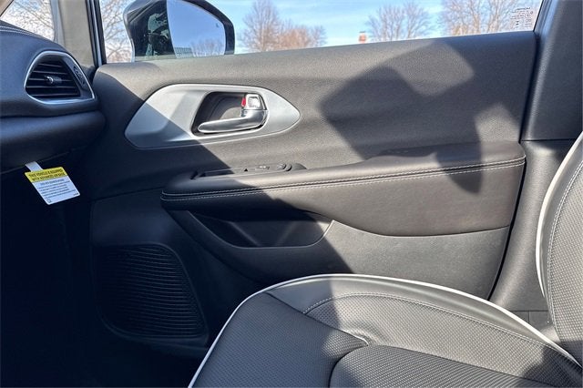 2026 Chrysler Pacifica PACIFICA LIMITED AWD