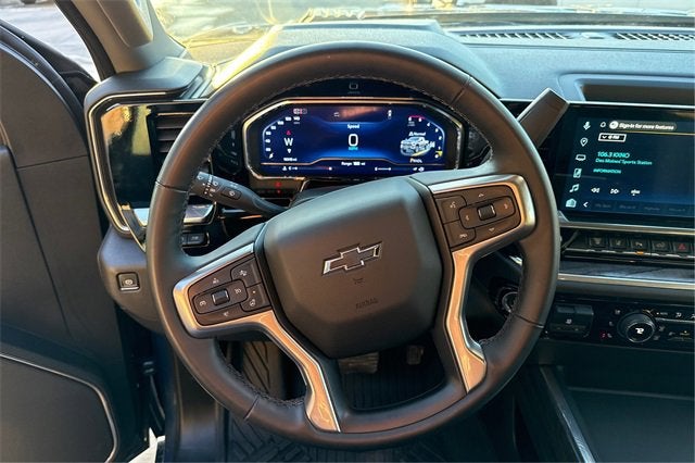 2025 Chevrolet Silverado 2500HD 4WD Crew Cab Standard Bed LTZ