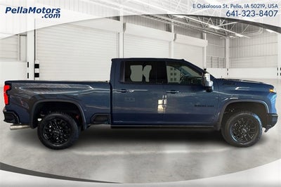 2025 Chevrolet Silverado 2500HD 4WD Crew Cab Standard Bed LTZ