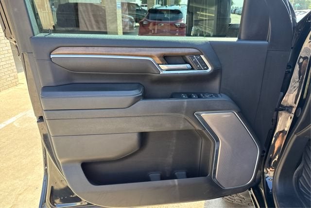 2024 Chevrolet Silverado 3500HD 4WD Crew Cab Standard Bed High Country