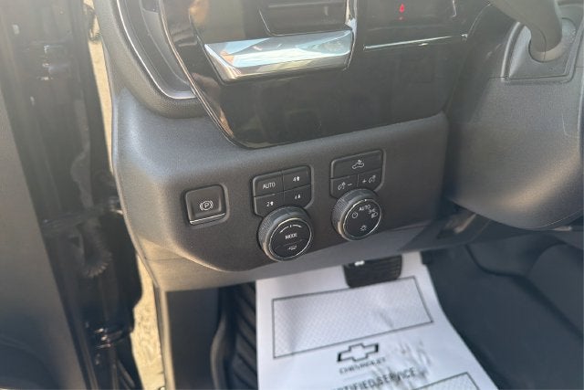 2023 Chevrolet Silverado 1500 4WD Crew Cab Standard Bed LT
