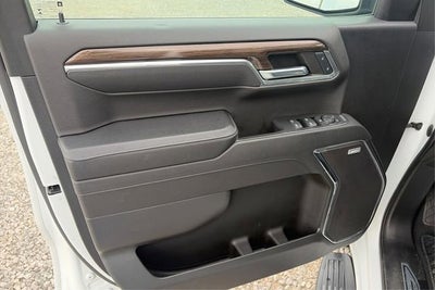 2023 Chevrolet Silverado 1500 4WD Crew Cab Short Bed RST