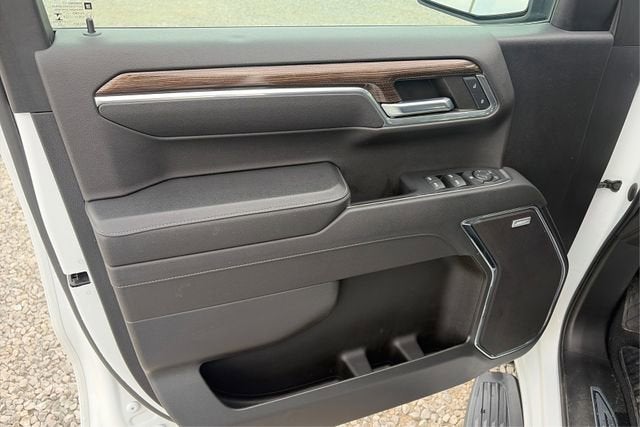 2023 Chevrolet Silverado 1500 4WD Crew Cab Short Bed RST