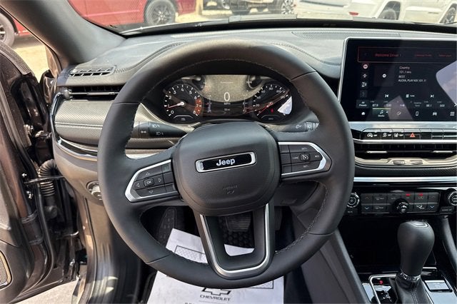 2024 Jeep Compass COMPASS LATITUDE 4X4