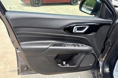 2024 Jeep Compass COMPASS LATITUDE 4X4