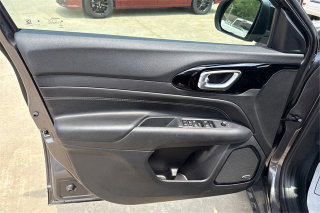 2024 Jeep Compass COMPASS LATITUDE 4X4