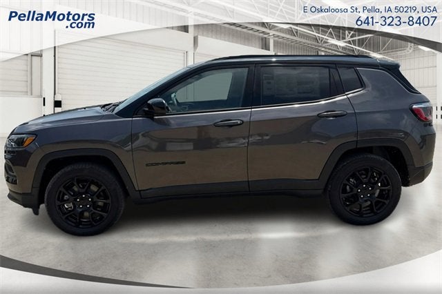 2024 Jeep Compass COMPASS LATITUDE 4X4
