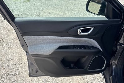 2024 Jeep Compass Latitude Lux FWD