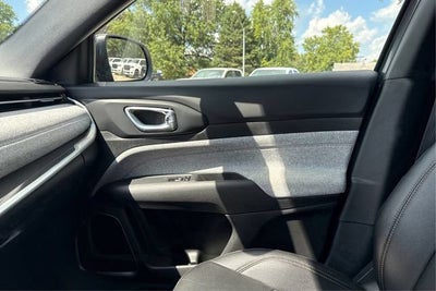 2024 Jeep Compass Latitude Lux FWD