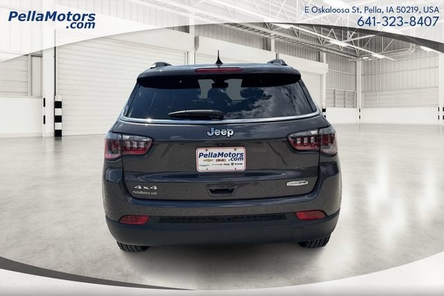 2024 Jeep Compass Latitude Lux FWD