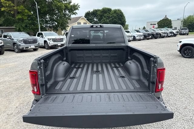 2026 RAM Ram 3500 RAM 3500 LIMITED MEGA CAB 4X4 6'4' BOX