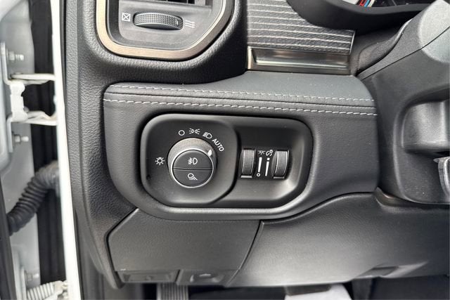 2021 RAM 3500 Limited Mega Cab 4x4 6'4' Box