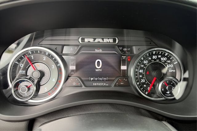 2020 RAM 3500 Laramie Crew Cab 4x4 8' Box