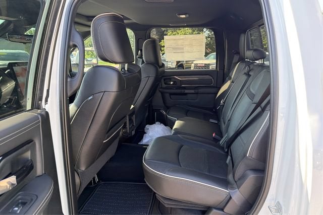 2026 RAM 3500 RAM 3500 LIMITED CREW CAB 4X4 8' BOX