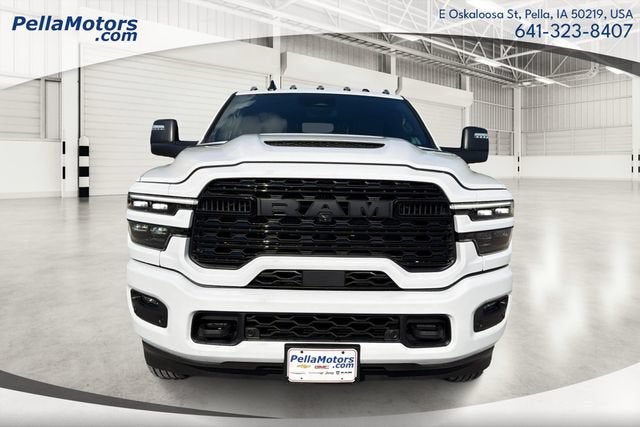 2026 RAM 3500 RAM 3500 LIMITED CREW CAB 4X4 8' BOX