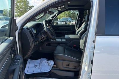 2026 RAM 3500 RAM 3500 LIMITED CREW CAB 4X4 8' BOX