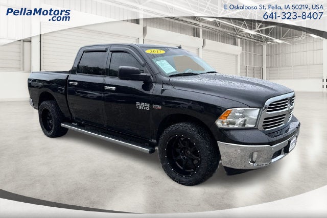 2017 RAM 1500 Big Horn Crew Cab 4x4 5'7' Box